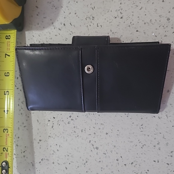 Leather Guess wallet - Picture 3 of 4